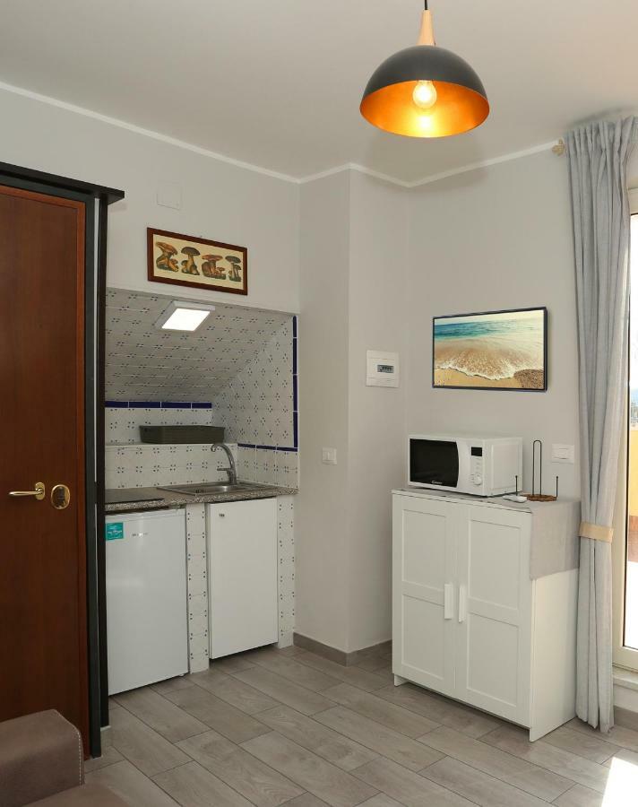 Villa Rosa Napels Buitenkant foto