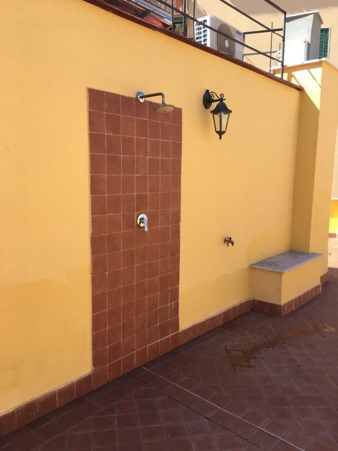 Villa Rosa Napels Buitenkant foto